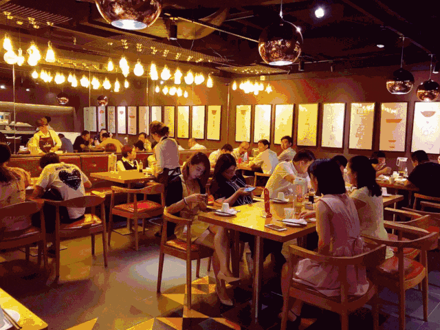 安詩曼餐飲行業(yè)(yè)酒店餐廳廚房干燥除濕解決方案